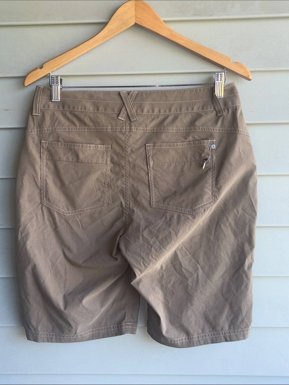 Marmot Trailaway Casual Tan Knee-Length Shorts. Size 6 - Picture 5 of 7